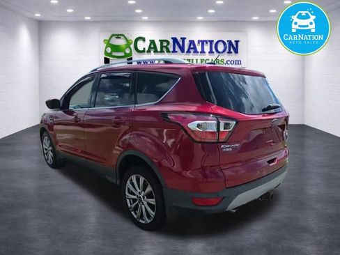Used 2017 Ford Escape Titanium FWD image 5