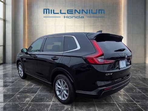 Used 2023 Honda CR-V EX-L image 3