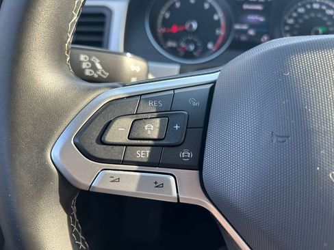 Used 2021 Volkswagen Atlas SE w/ Panoramic Sunroof Package AWD/4WD image 18