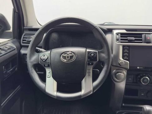 Used 2021 Toyota 4Runner SR5 Premium w/ Moonroof Package RWD image 20