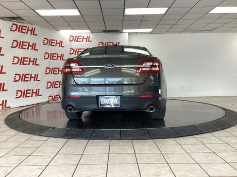 Used 2019 Ford Taurus SE FWD image 6