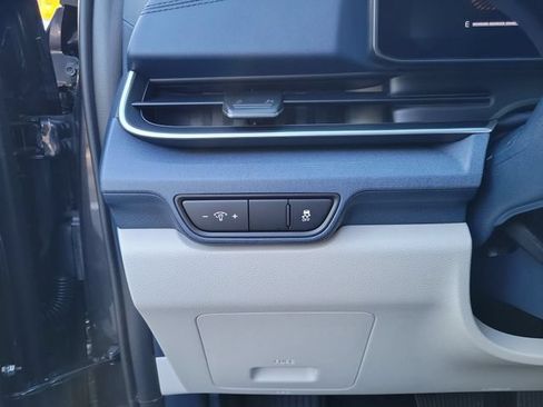 New 2026 Kia Carnival EX FWD image 10