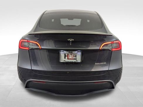 Used 2025 Tesla Model Y Performance image 26