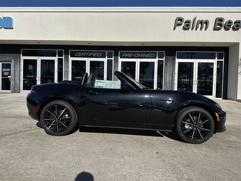 New 2025 MAZDA MX-5 Miata Grand Touring image 24