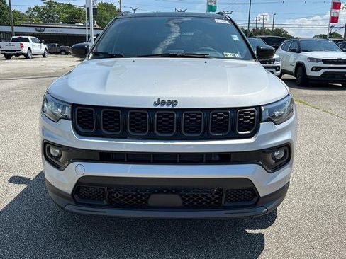 New 2025 Jeep Compass Limited w/ Sun and Sound Group image 8