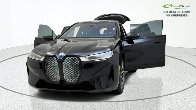 Used 2024 BMW iX xDrive50 w/ Sport Package AWD/4WD image 14