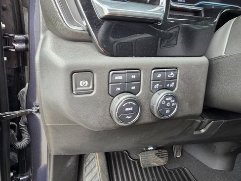 Used 2024 Chevrolet Silverado 2500 LTZ image 35