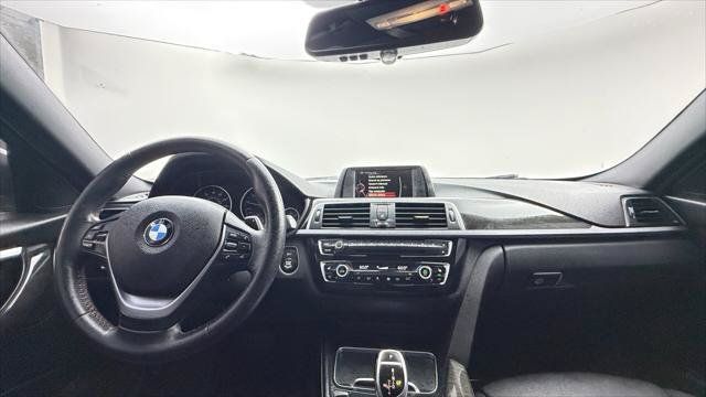Used 2017 BMW 330i Sedan RWD image 26