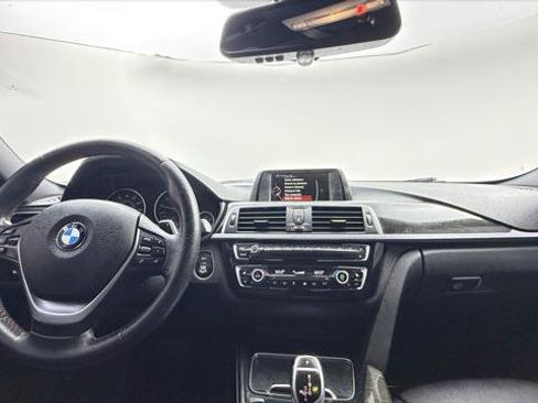 Used 2017 BMW 330i Sedan RWD image 26