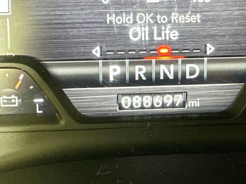 Used 2022 RAM 1500 Laramie image 16