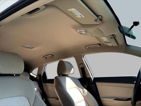 Used 2017 Hyundai Tucson SE image 20