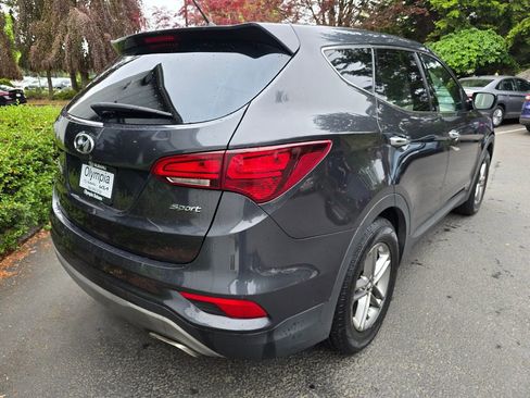 Used 2018 Hyundai Santa Fe Sport FWD image 4