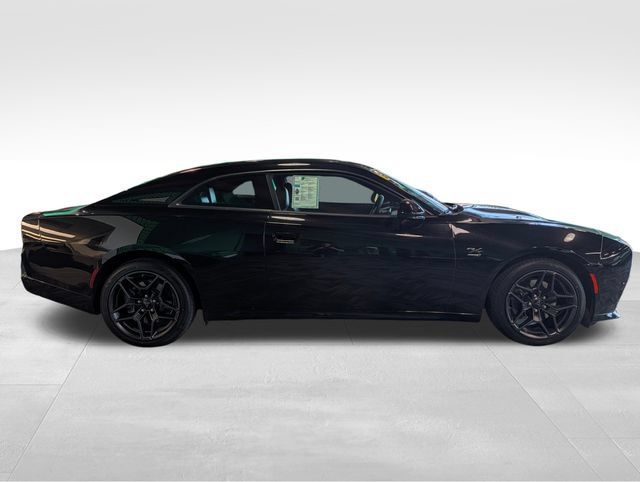 Used 2024 Dodge Charger Daytona R/T w/ Plus Group AWD/4WD image 8