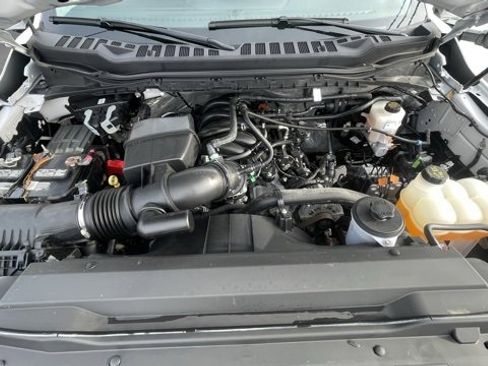 Used 2024 Ford F350 XLT w/ FX4 Off-Road Package image 11