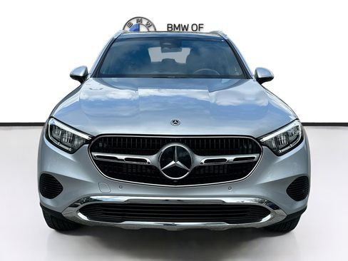 Used 2025 Mercedes-Benz GLC 300 4MATIC image 2