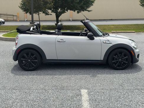 Used 2015 MINI Cooper S FWD image 16