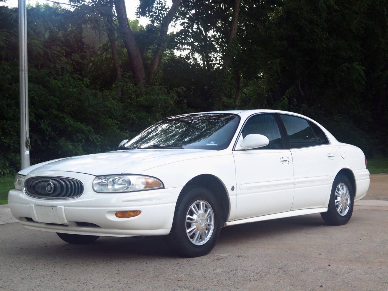 Used 2005 Buick Le Sabre Custom FWD image 1