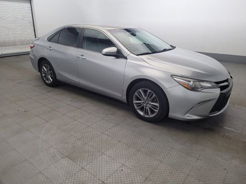 Used 2016 Toyota Camry SE FWD image 11