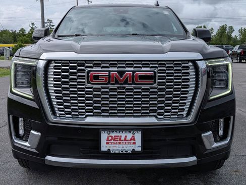Used 2023 GMC Yukon Denali AWD/4WD image 2