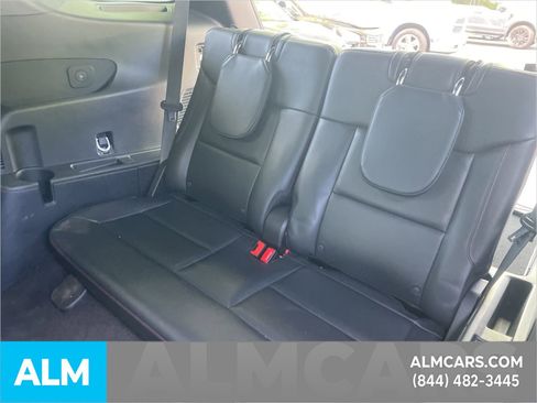 Used 2025 Ford Explorer ST-Line w/ Premium Package image 10