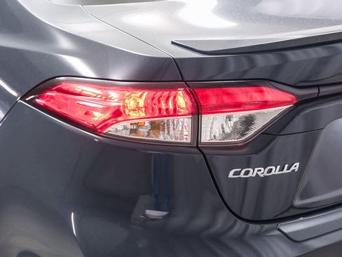 Used 2024 Toyota Corolla SE image 7