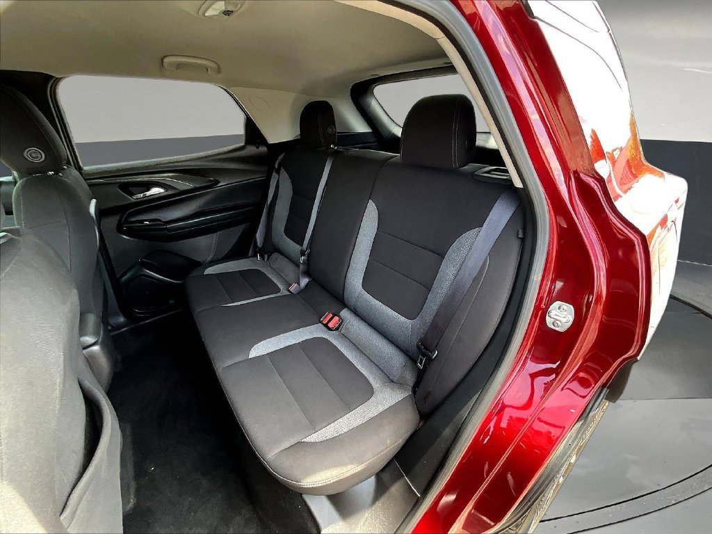 Used 2024 Chevrolet TrailBlazer LT FWD image 24