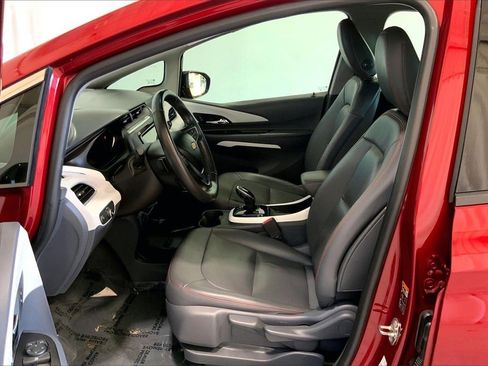 Used 2019 Chevrolet Bolt Premier w/ Infotainment Package image 18