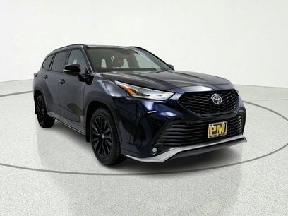 Used 2023 Toyota Highlander XSE