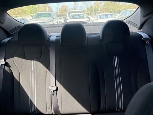 Used 2025 Hyundai Elantra SEL FWD image 10