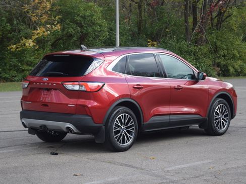 Certified 2022 Ford Escape Titanium w/ Titanium Premium Package image 26