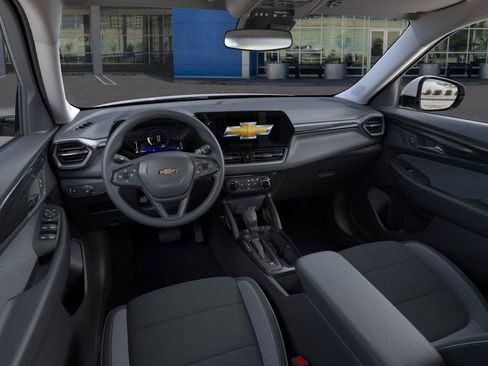 New 2026 Chevrolet TrailBlazer LT FWD image 15