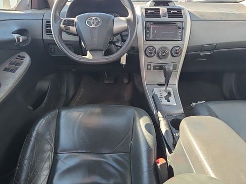 Used 2013 Toyota Corolla S image 21