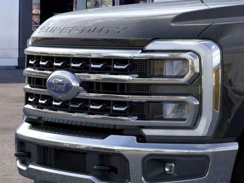 Used 2026 Ford F250 XLT w/ XLT Premium Package AWD/4WD image 17
