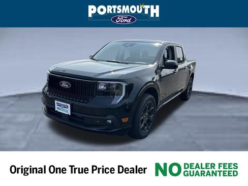 New 2025 Ford Maverick Lobo image 16