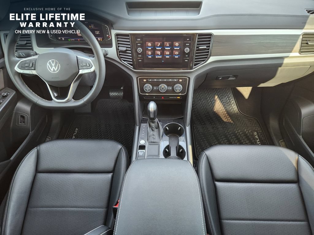 Used 2023 Volkswagen Atlas SE w/ Panoramic Sunroof Package FWD image 25