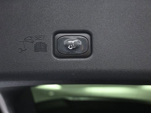 Used 2024 Lincoln Nautilus Reserve w/ Jet Appearance Package (87T) image 35