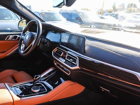 Certified 2023 BMW X6 xDrive40i image 16