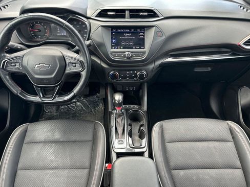 Used 2022 Chevrolet TrailBlazer RS FWD image 13