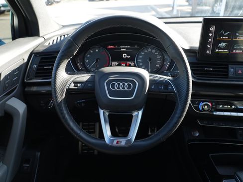 Used 2022 Audi SQ5 Premium w/ Convenience Package image 18