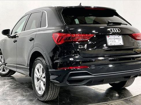 Certified 2025 Audi Q3 2.0T Premium w/ Convenience Package image 11