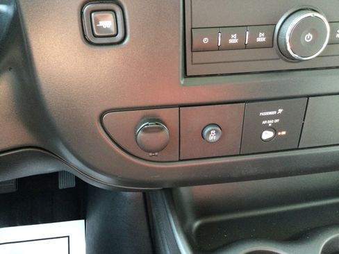 New 2026 GMC Savana 2500 RWD image 12