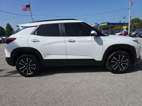 Used 2021 Chevrolet TrailBlazer ACTIV w/ Convenience Package AWD/4WD image 6