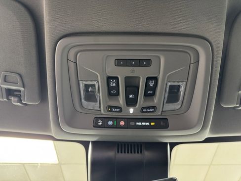 Used 2025 GMC Sierra 3500 Denali w/ Denali Reserve Package image 42