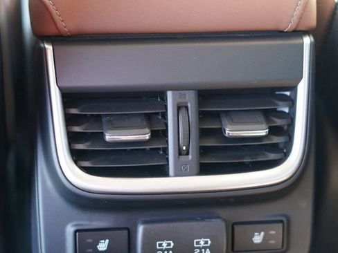 Used 2021 Subaru Outback Touring XT image 37