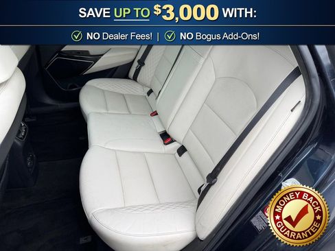 Used 2018 Kia Cadenza Limited image 21