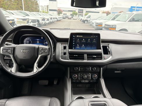 Used 2022 Chevrolet Tahoe Z71 w/ Z71 Off-Road Package AWD/4WD image 30