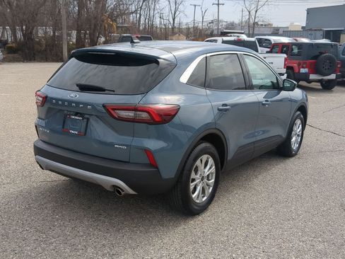 Used 2024 Ford Escape Active w/ Tech Pack #2 image 8
