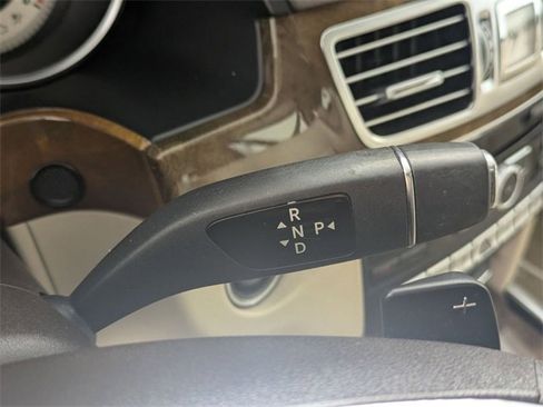 Used 2014 Mercedes-Benz E 350 4MATIC Wagon image 15