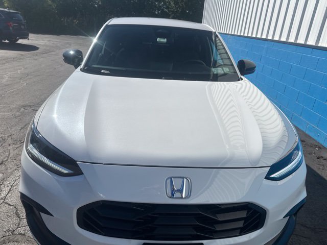 Used 2025 Honda HR-V Sport image 3