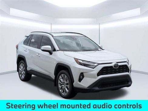 Used 2024 Toyota RAV4 XLE Premium FWD image 9